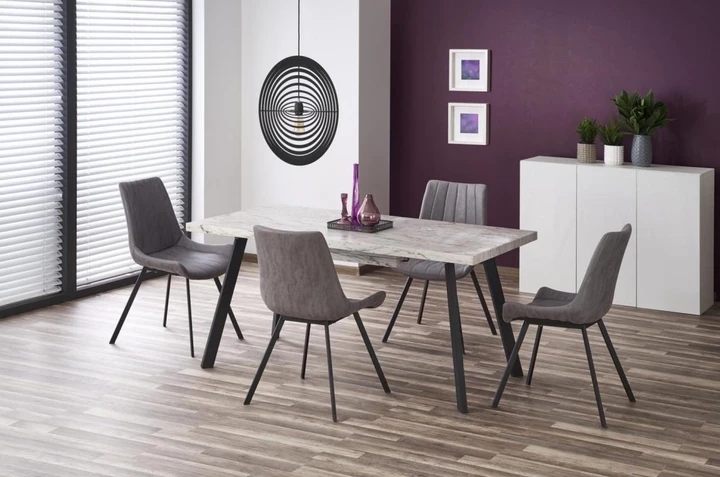 OMAHA mramorový jídelní stůl v industriálním designu