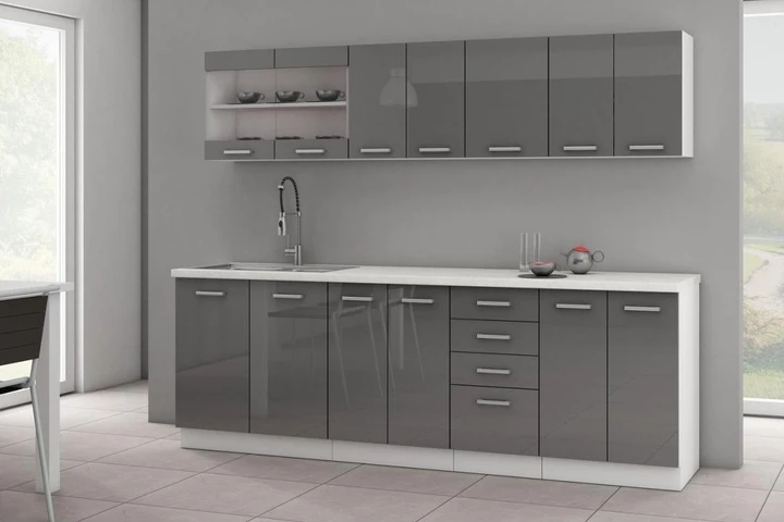 SONIA systémová kuchyňská linka v lesku